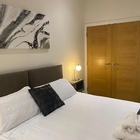 Villa Cozy Coastal Retreat In Bornemouth Extérieur photo