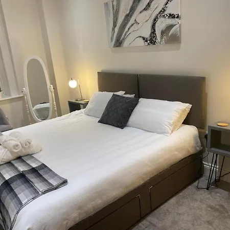 Villa Cozy Coastal Retreat In Bornemouth Extérieur photo